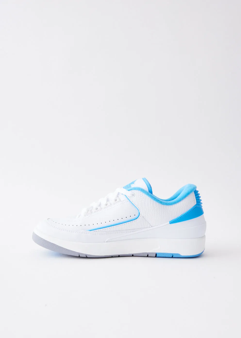 Air Jordan 2 Retro Low 'University Blue' Sneakers