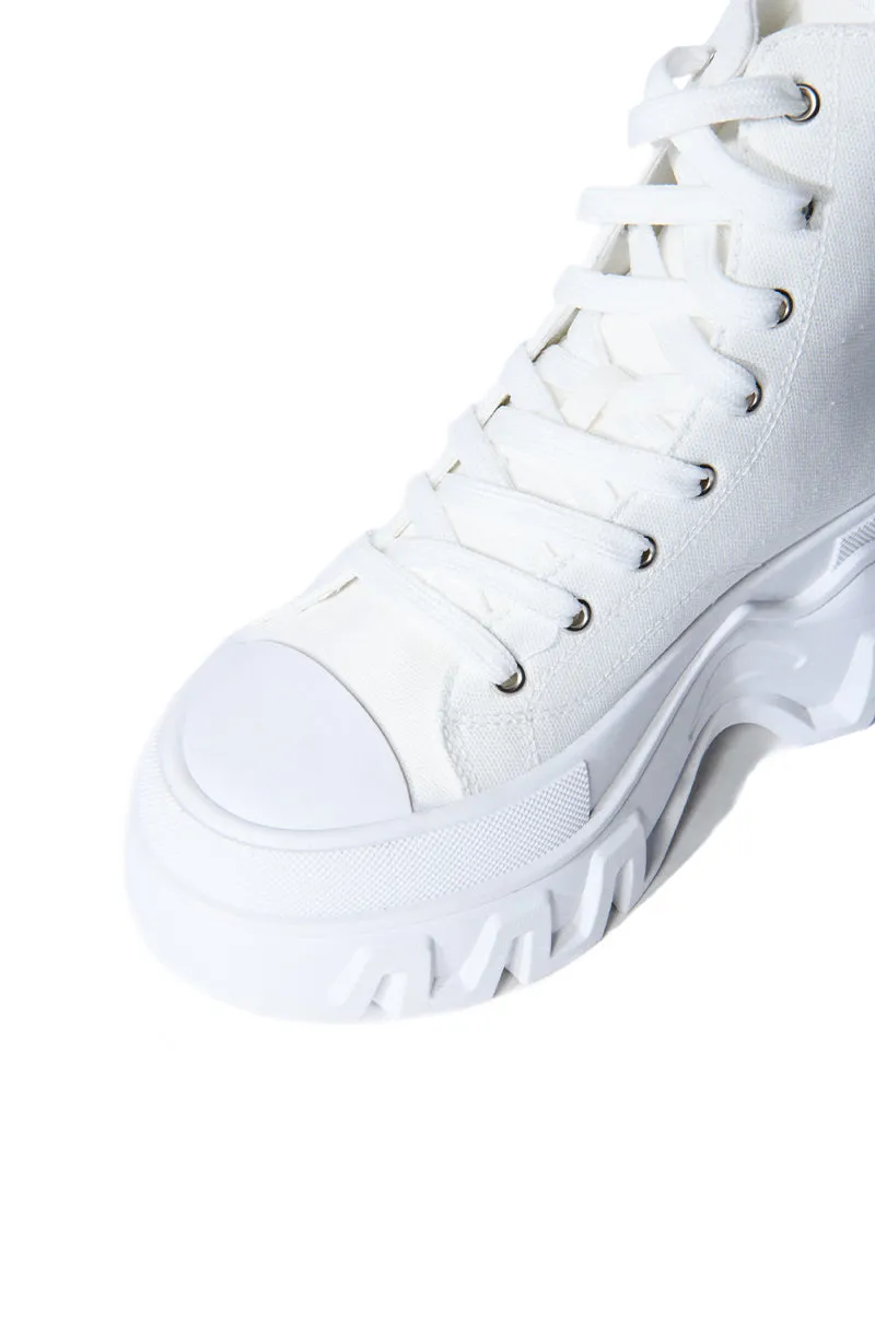 CHANEY-WHITE PLATFORM SNEAKER