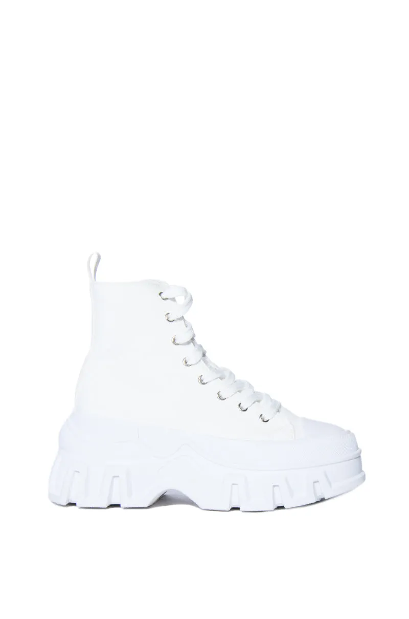 CHANEY-WHITE PLATFORM SNEAKER