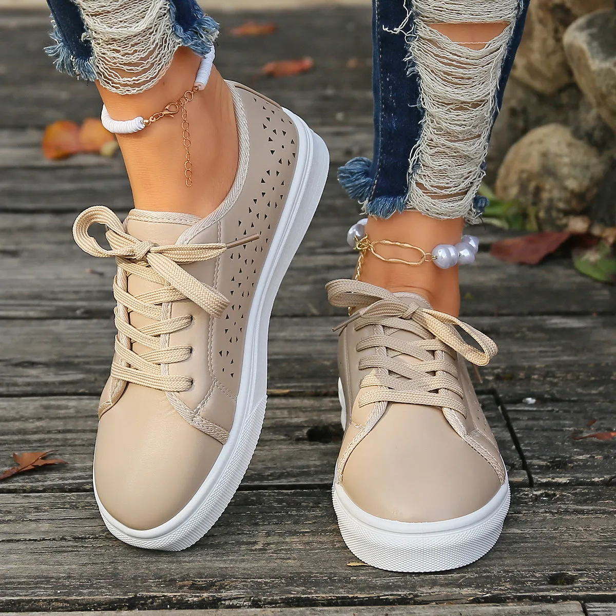 elveswallet Faux leather lace-up vented sneakers