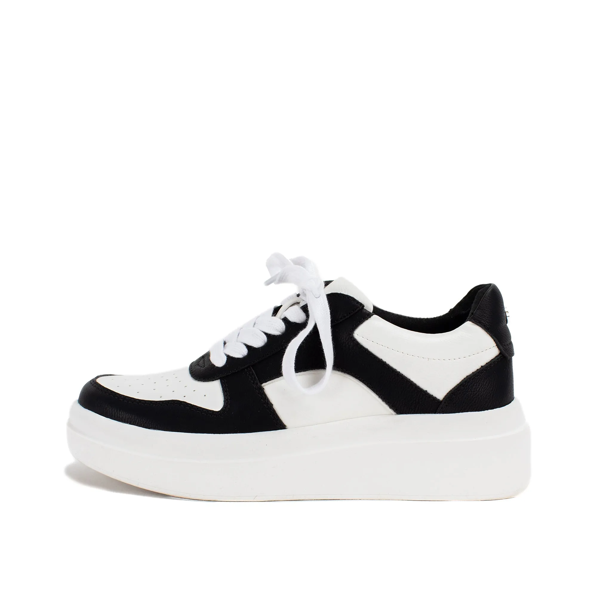 Emma Flatform Sneaker