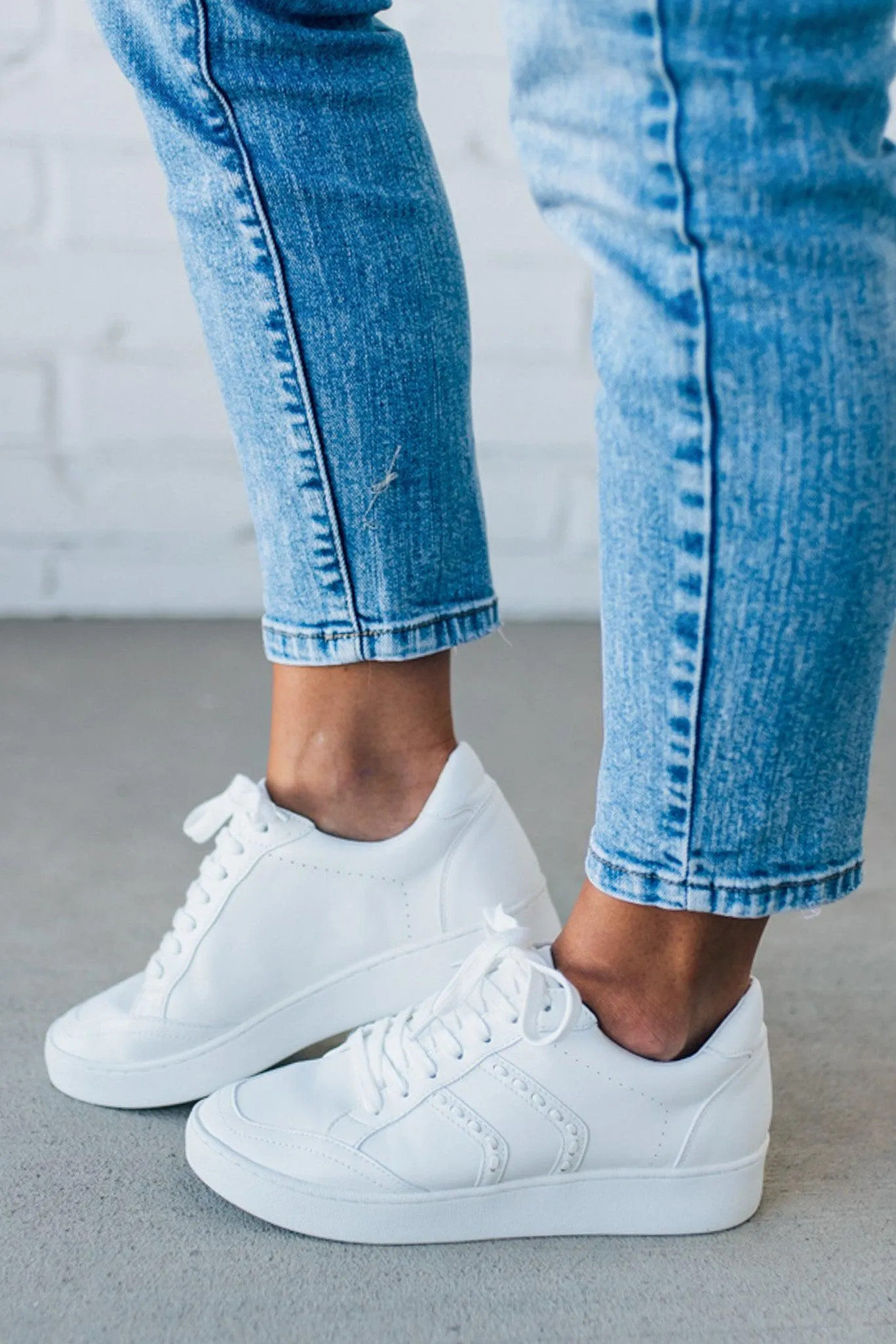 Kelsey Stitch Side Sneakers