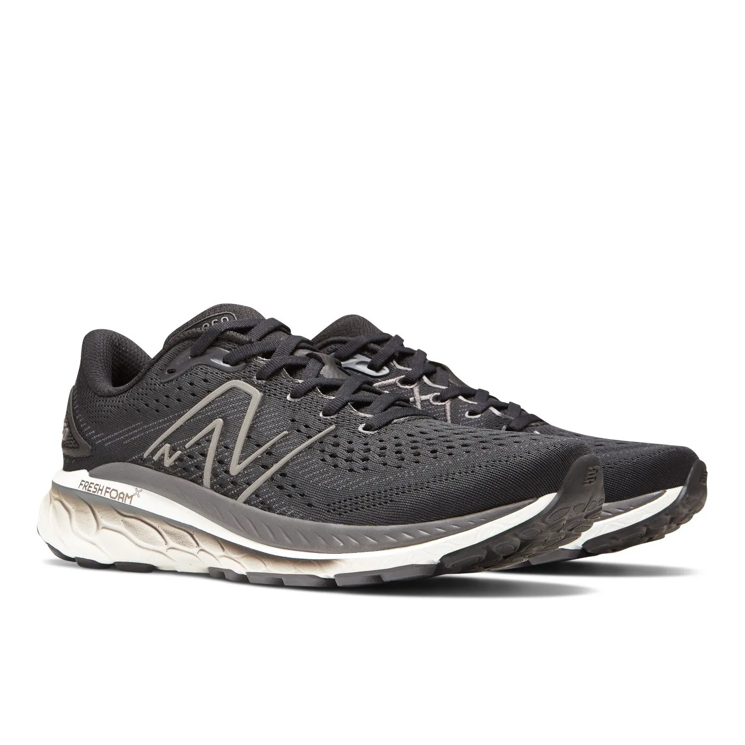 Men's New Balance Fresh Foam X 880v13 Color: Black with White & Magnet