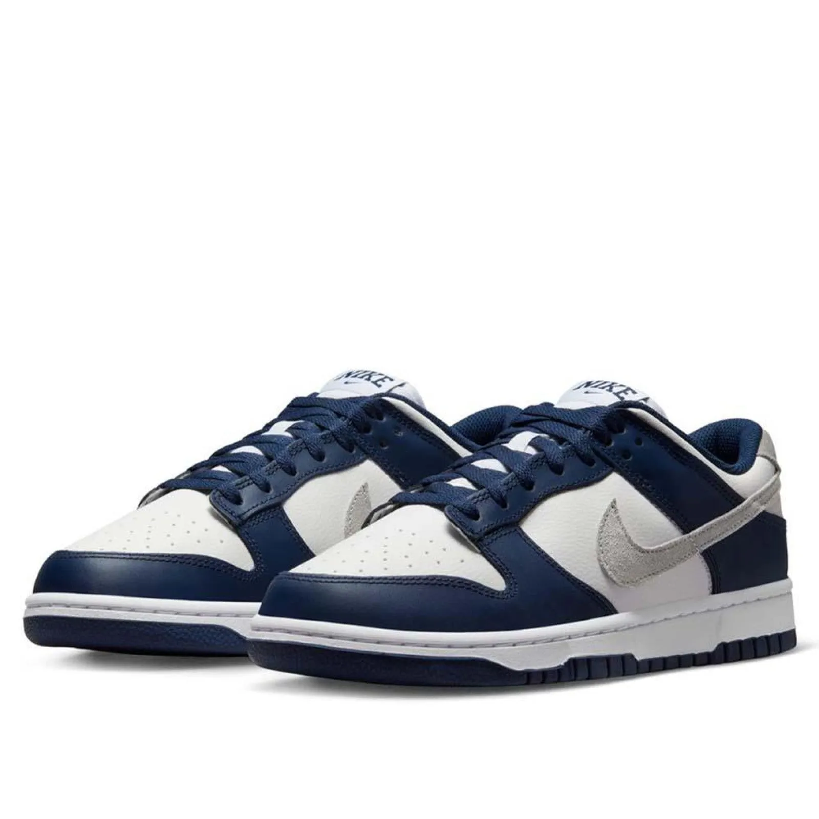 Nike Dunk Low ''Midnight Navy''