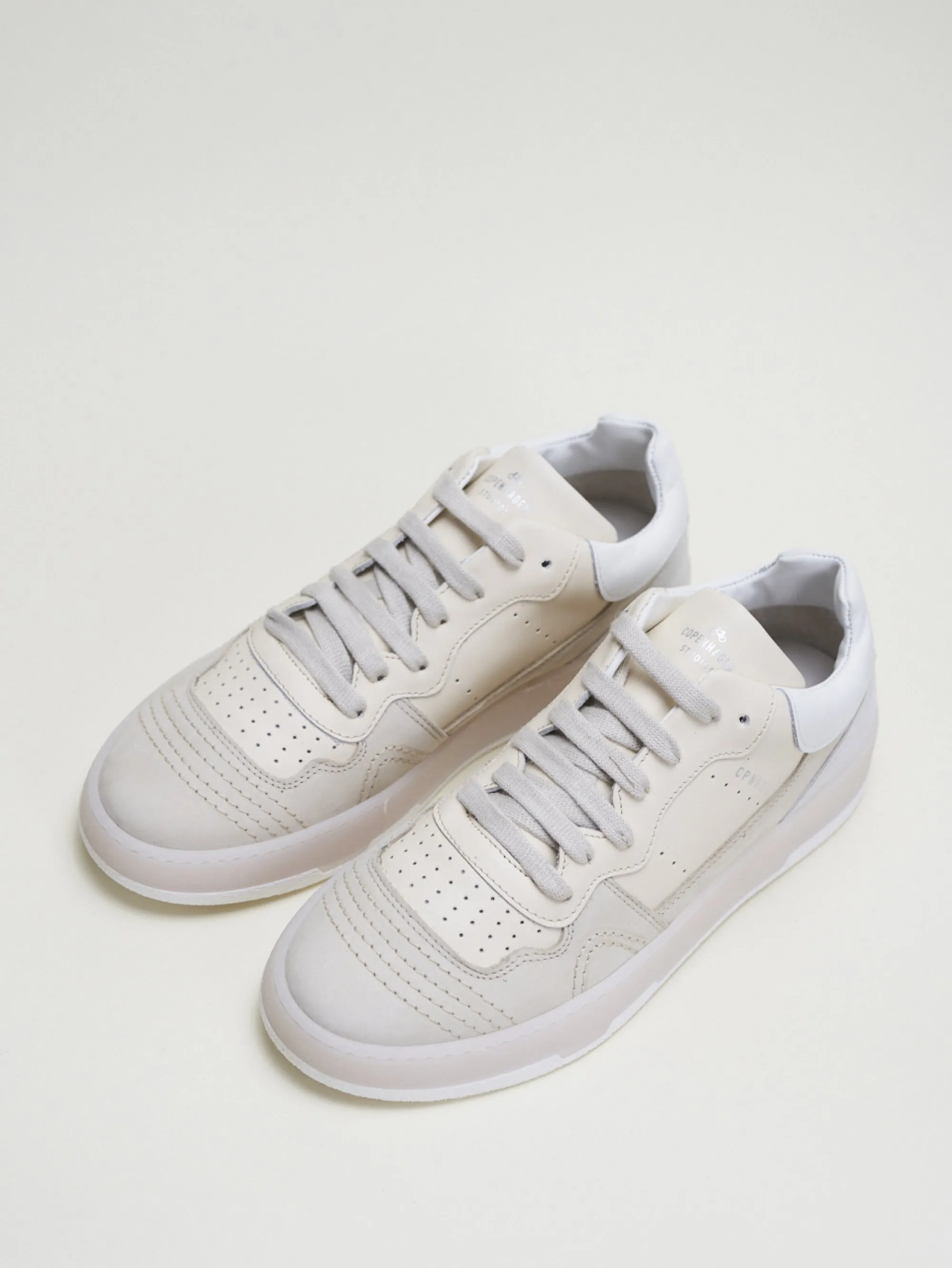 Sneakers con Suola a Contrasto Beige/Rosa